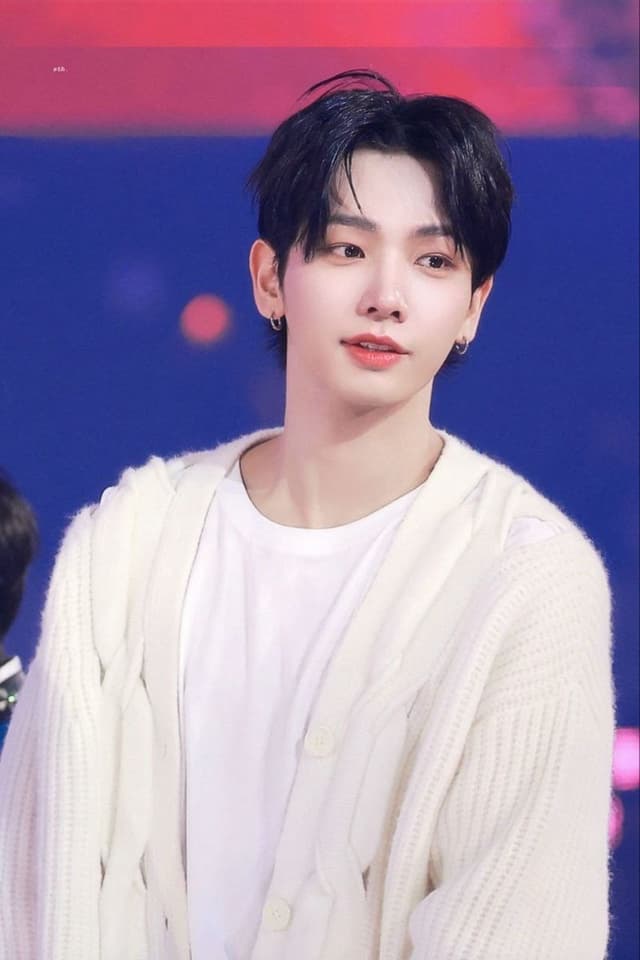 명재현