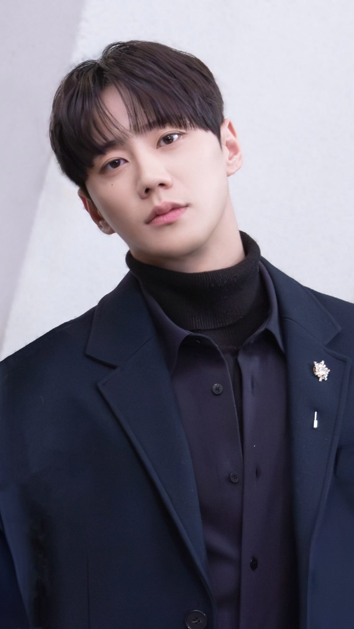 이준영 (Lee Jun-young)